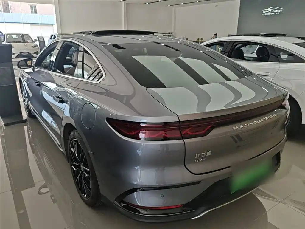 BYD Han 2025 DM-i 125KM Honor фото 5