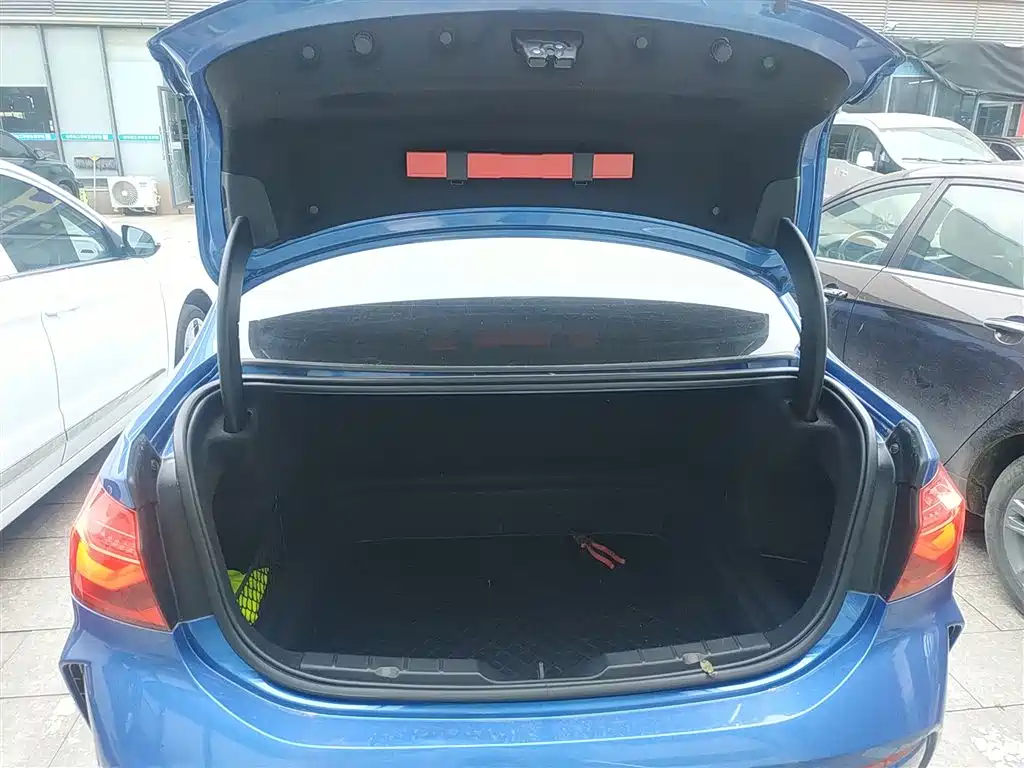 BMW 1 Series 2019 120i Leading M Sport Package фото 15
