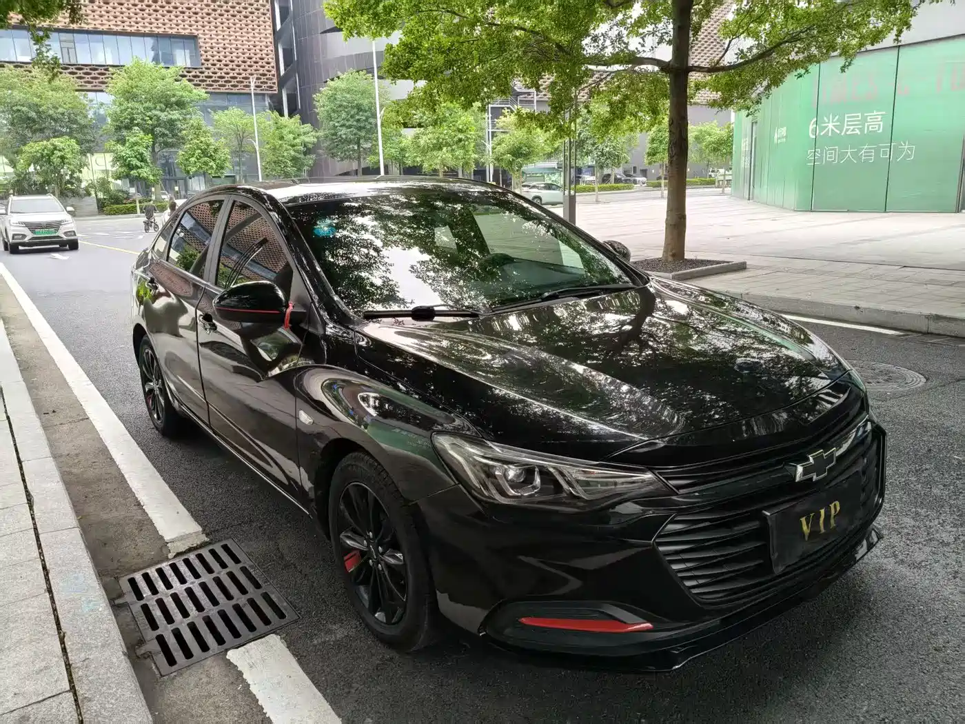 Chevrolet Monza 2019 Redline 320T DCT Joy Edition China VI фото 3