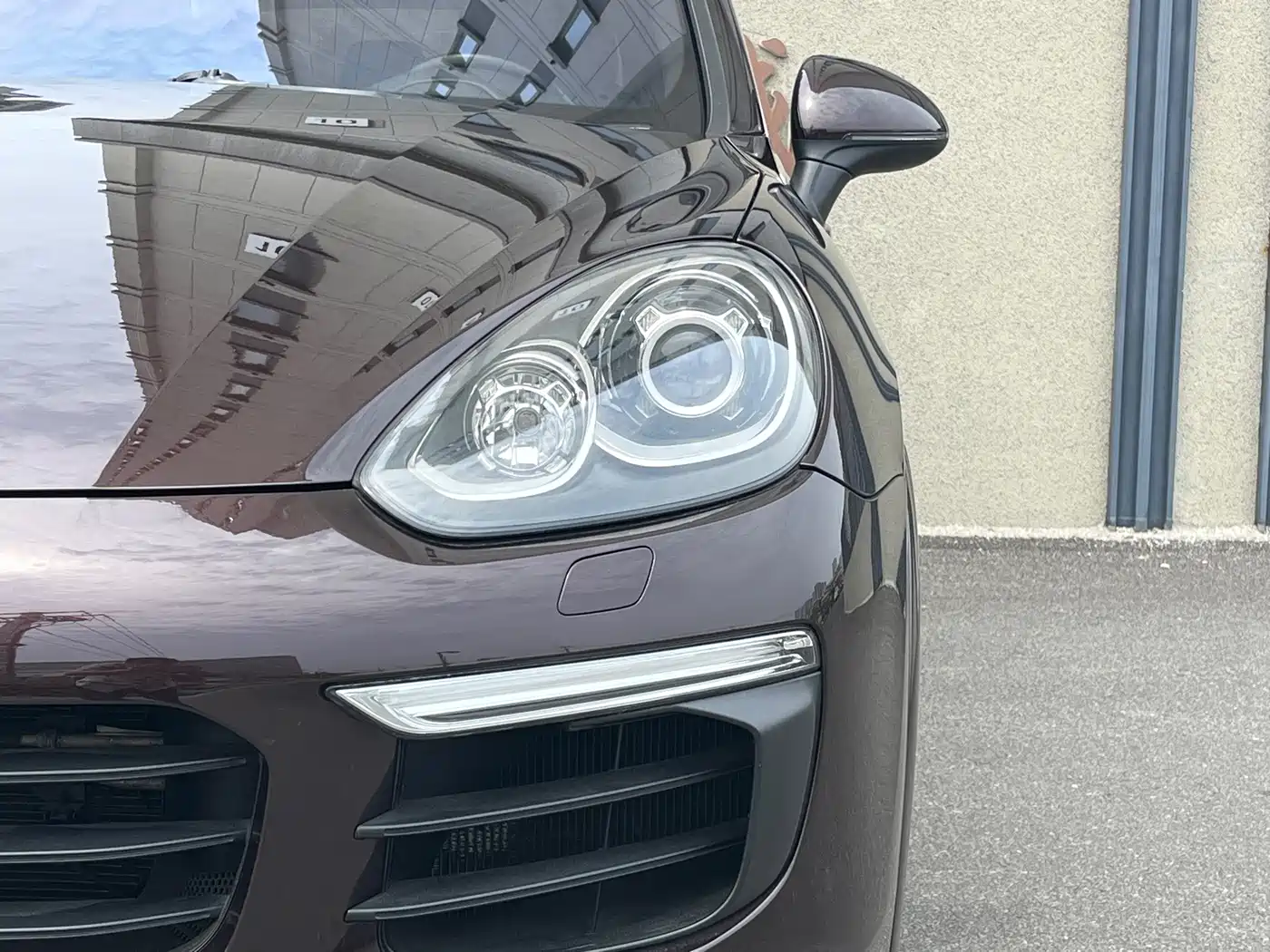 Photo 8 - Porsche Cayenne
