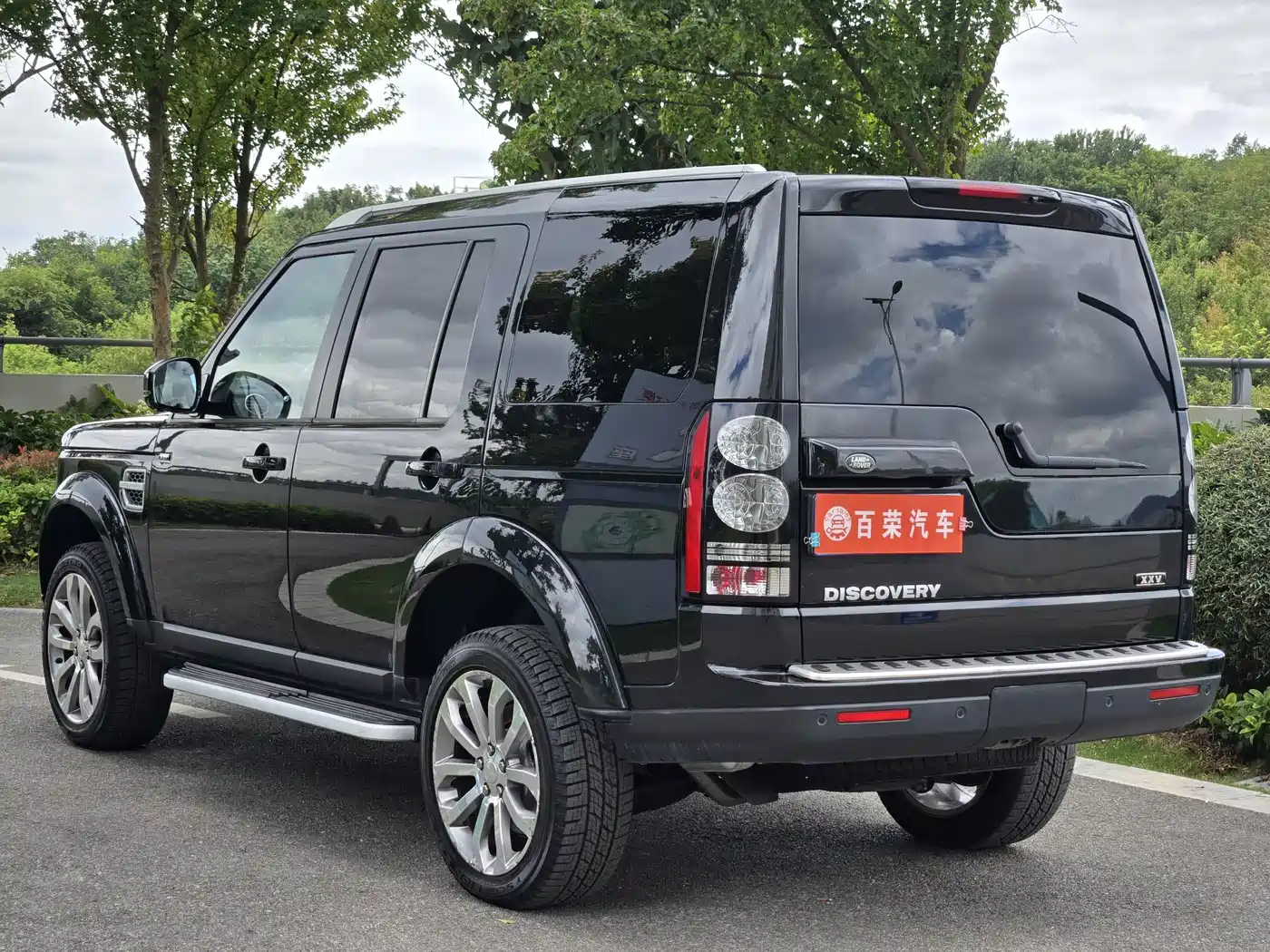 Land Rover Discovery 2014 3.0 SC V6 XXV Edition фото 10