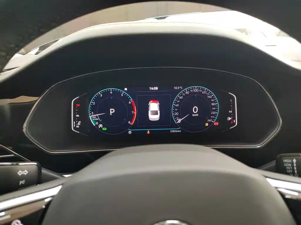 Volkswagen Passat 2023 Facelift 330TSI Luxury Edition фото 12
