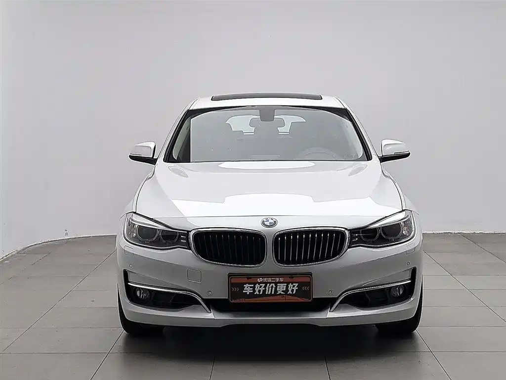 BMW 3 Series GT 2016 320i Design Package фото 3