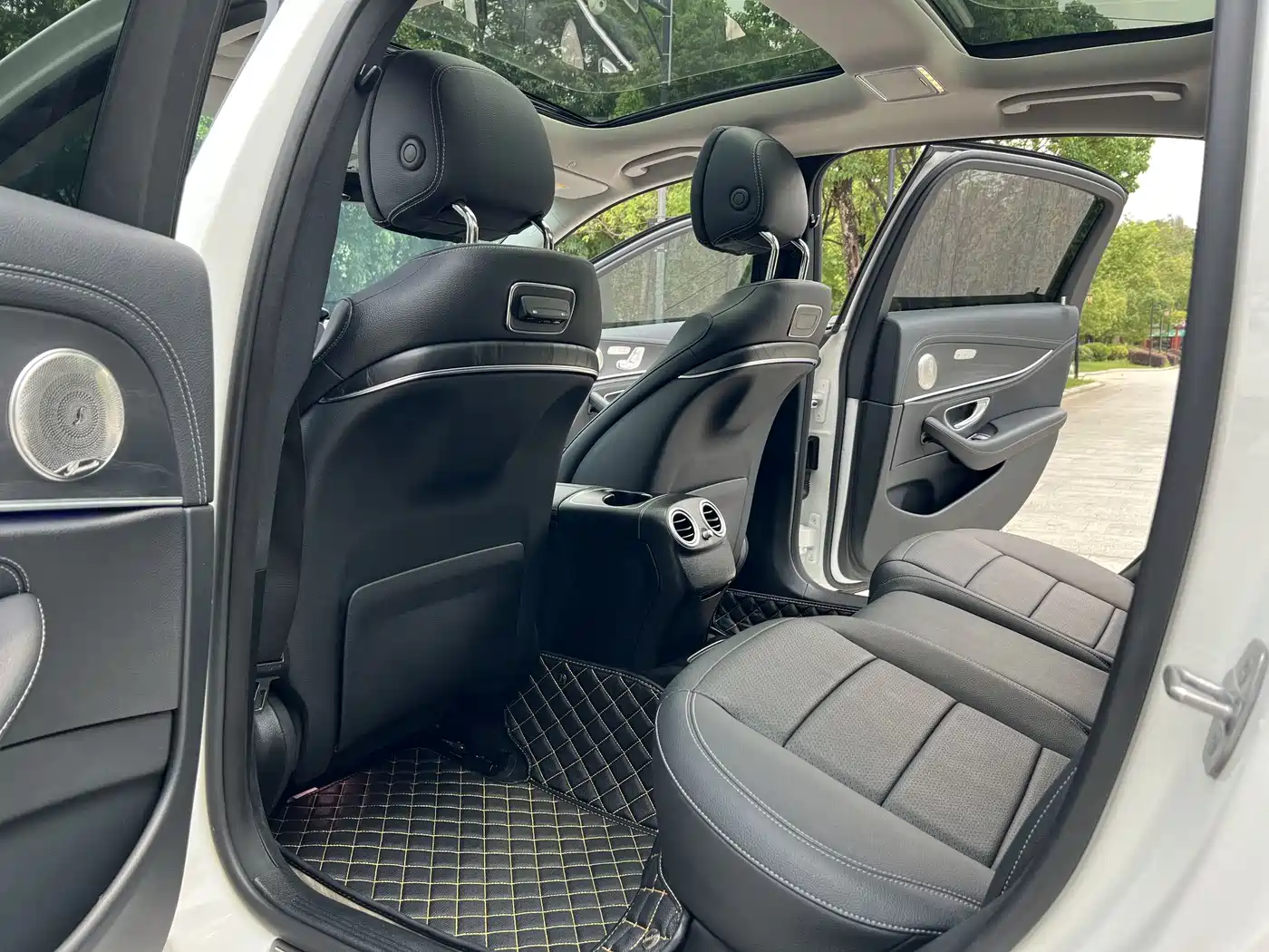 Mercedes-Benz E-Class 2020 Facelift E 300 L Sport Fashion фото 9