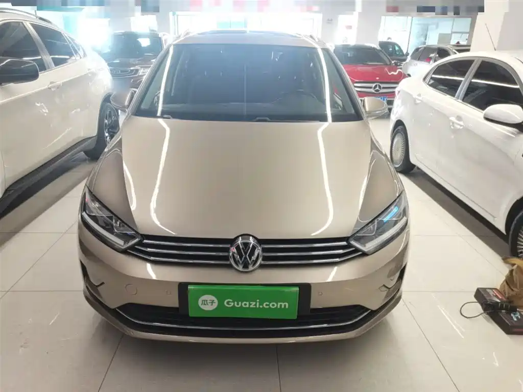 Volkswagen Golf Sportsvan 2018 230TSI Automatic Luxury фото 3