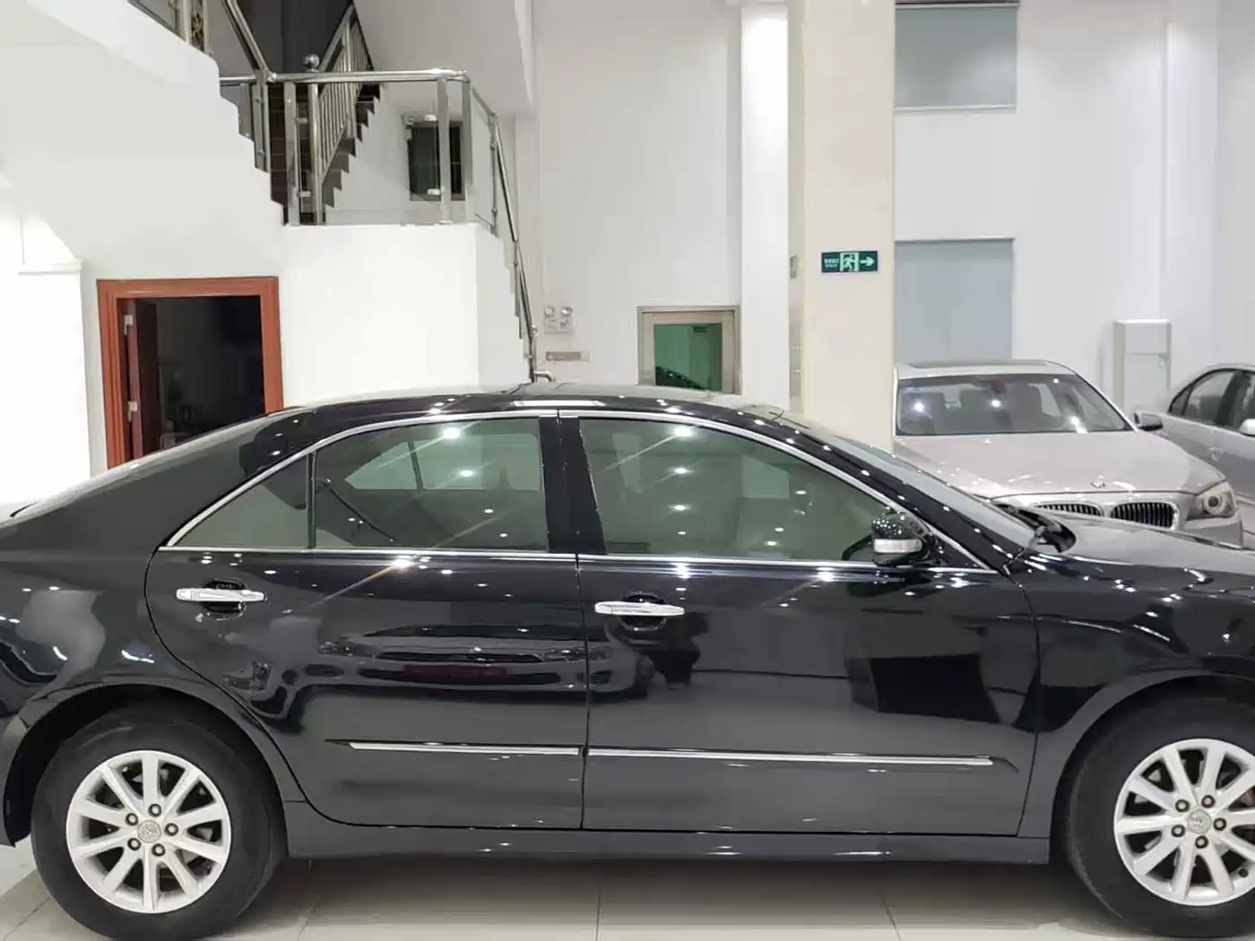 Toyota Camry 2013 200G Classic Luxury Edition фото 12