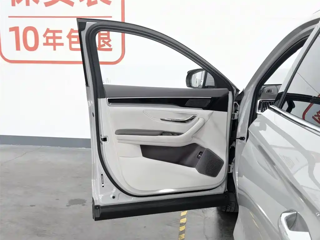BYD Song PLUS PHEV 2025 EV 520km Luxury фото 8