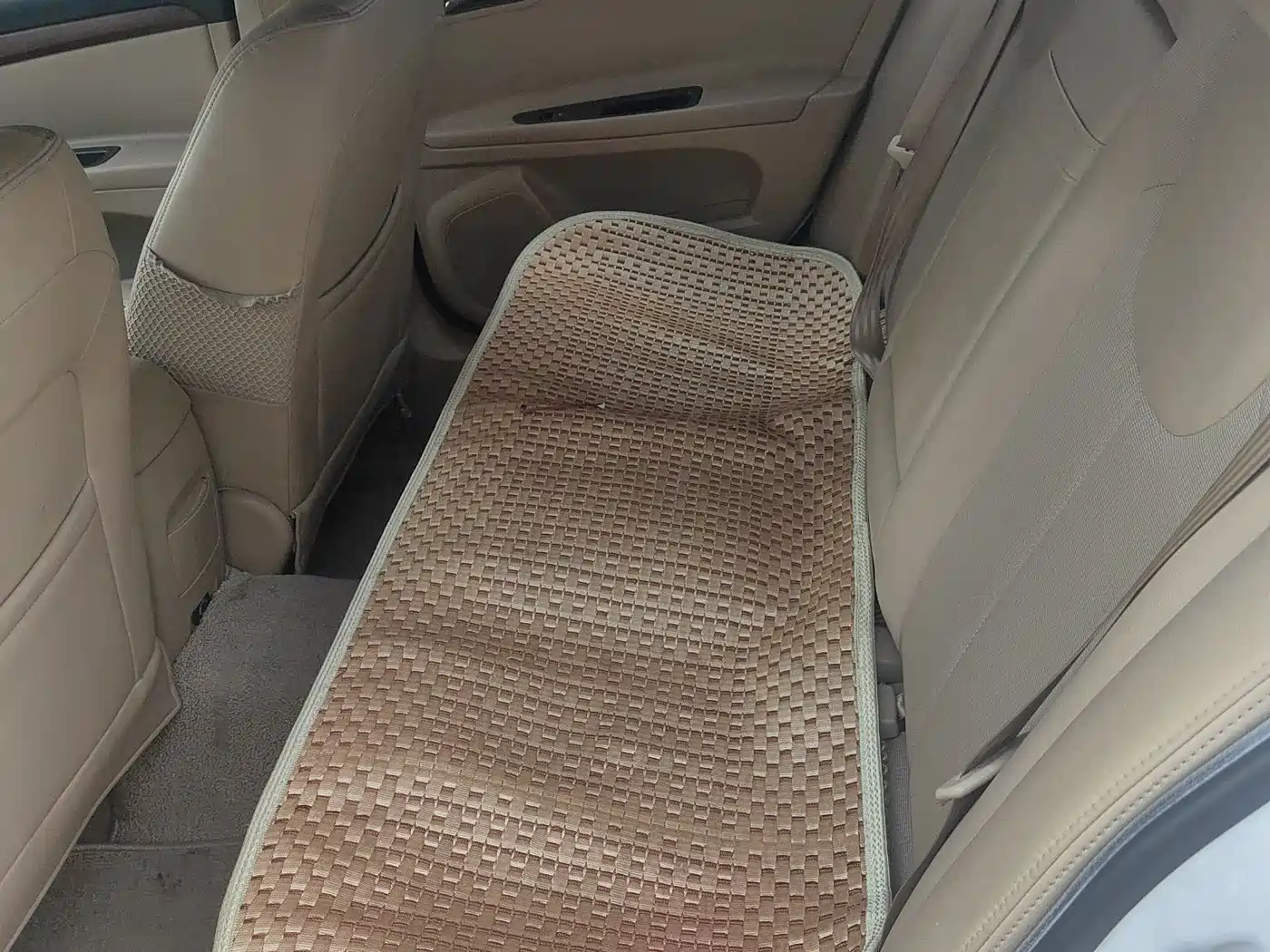 Roewe 350 2013 2013 350C 1.5L Manual Agile Edition