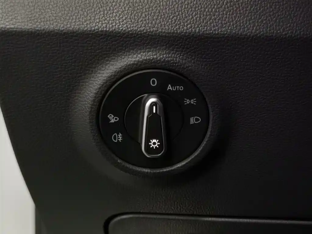Volkswagen Tayron 2024 300TSI 2WD Luxury Plus Advanced фото 21