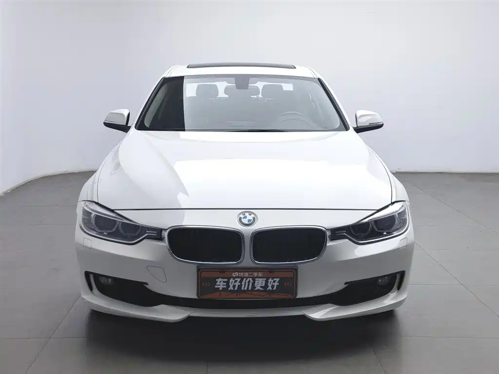 BMW 3 Series 2013 320i Fashion фото 3