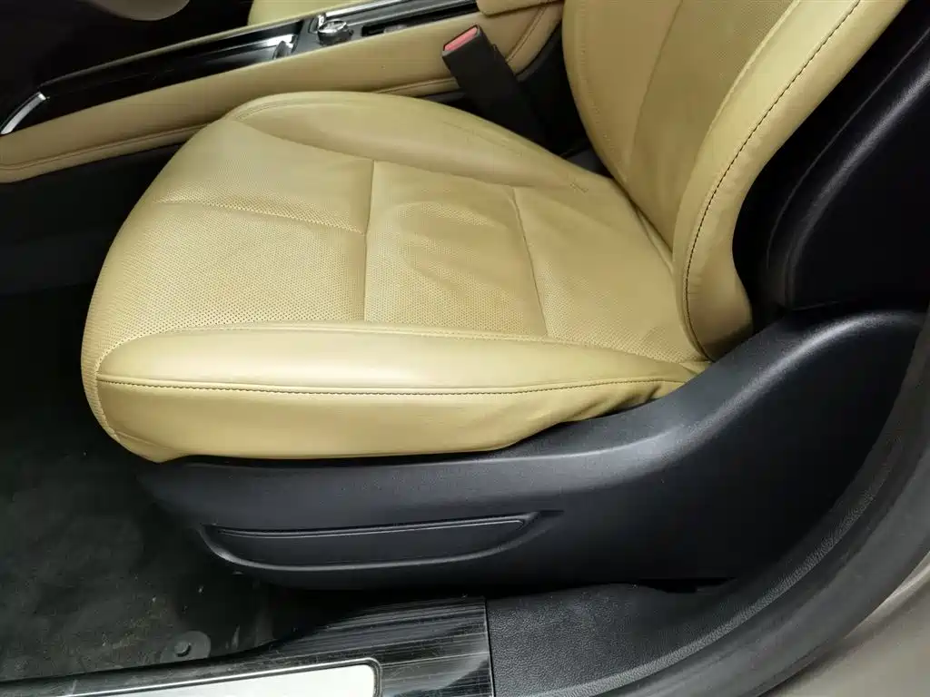 Lincoln Adventurer 2020 2.0T 4WD Premium Elegance Edition фото 20