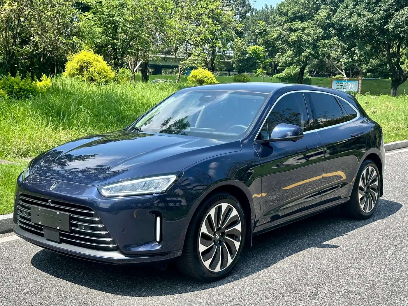 AITO Wenjie AITO M5 2022 Extended Range AWD Performance Edition