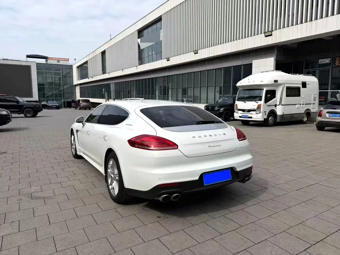 Porsche Panamera 2014 Panamera Executive 3.0T фото 10