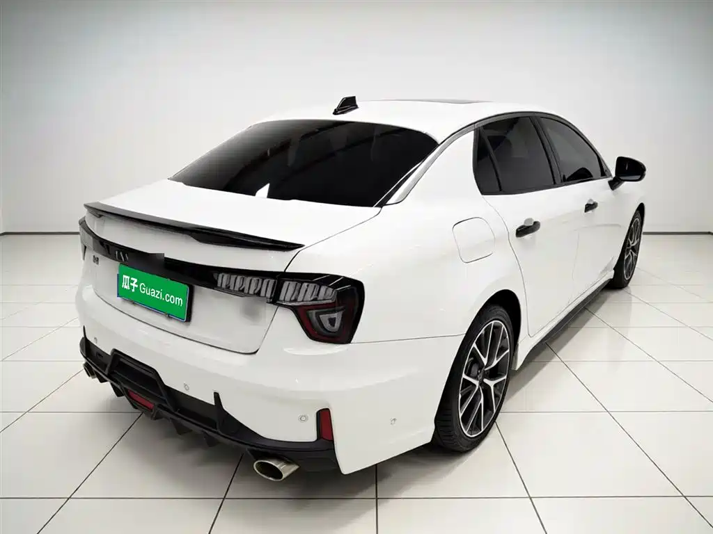 Lynk & Co 03 2022 2.0TD DCT Power Pro фото 7