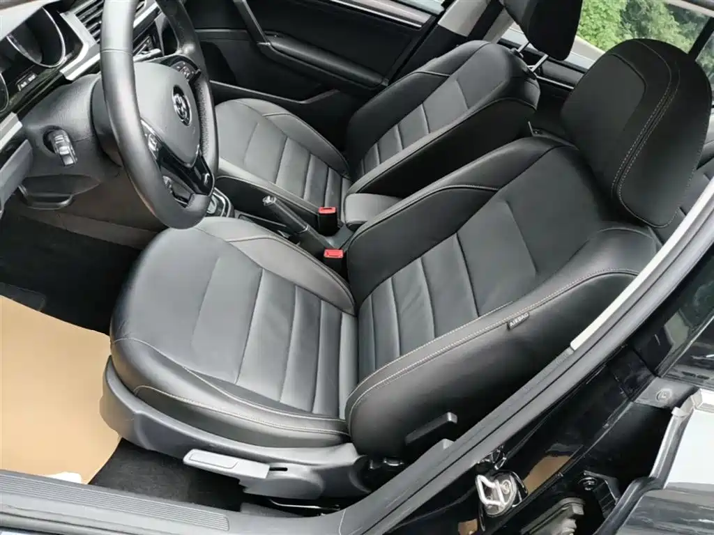 Volkswagen Bora 2018 1.5L Automatic Comfort фото 15