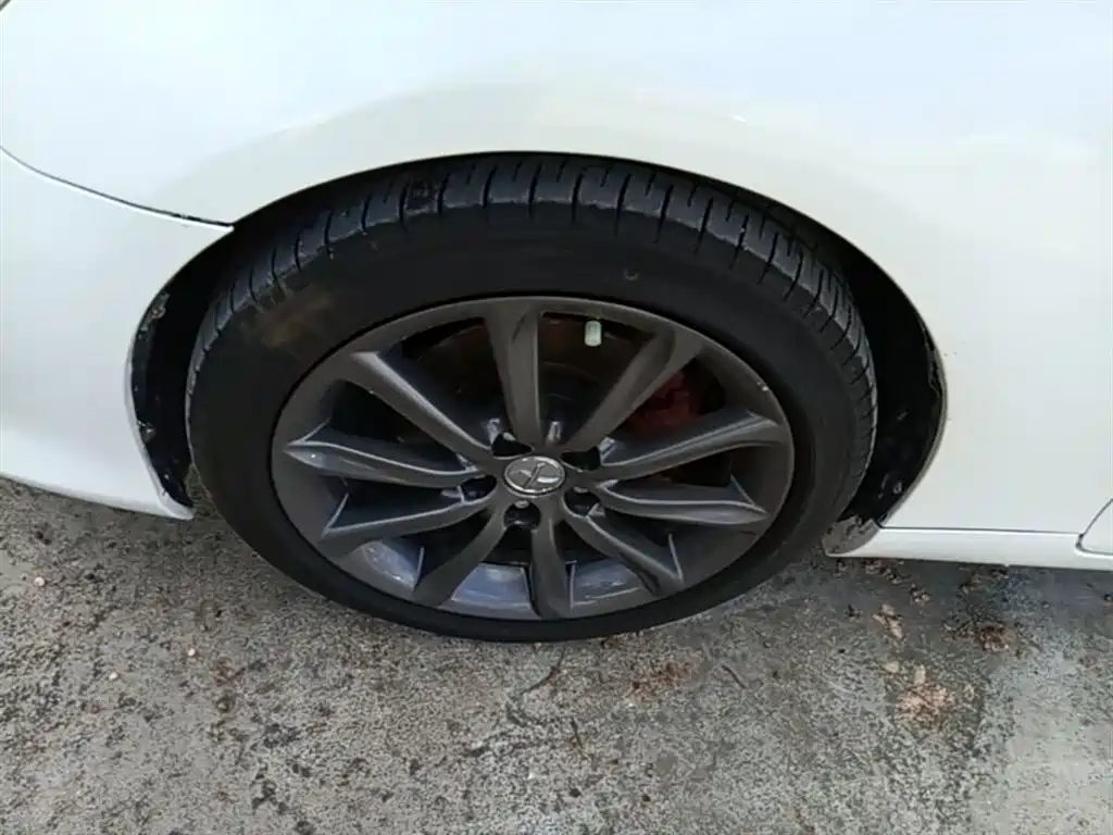 Toyota Reiz 2013 2.5V Elite Edition фото 23