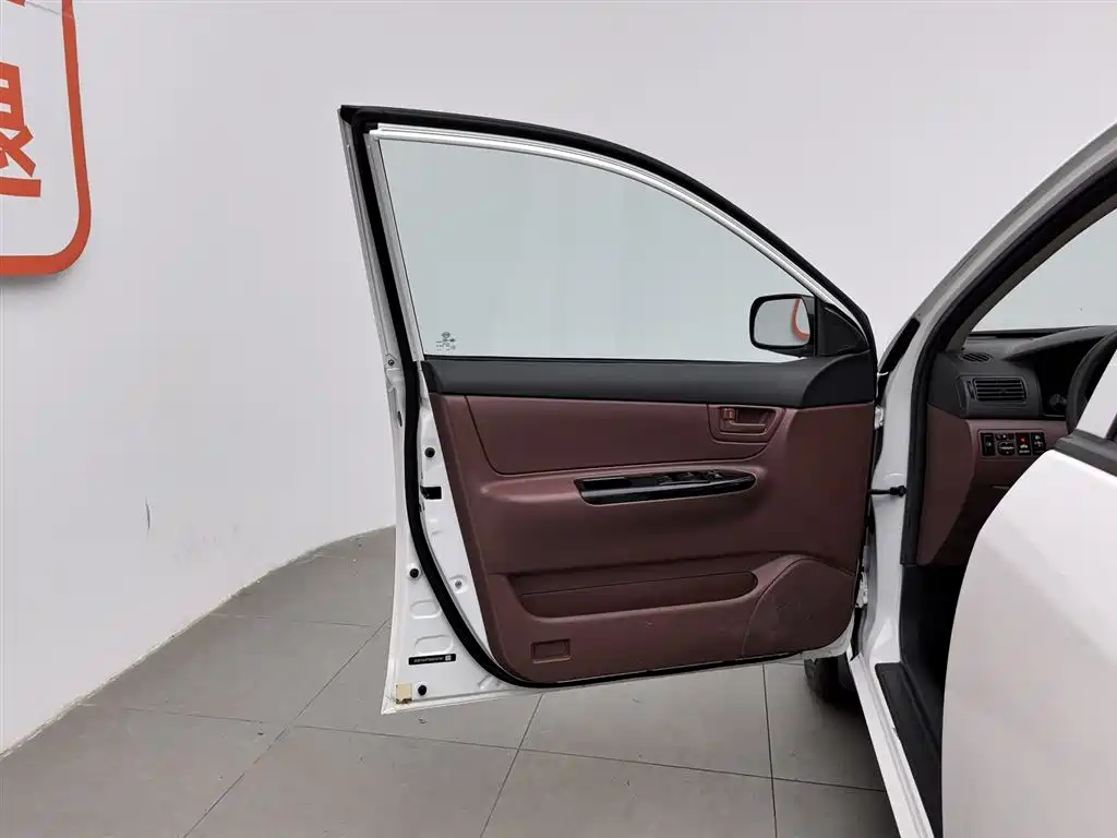 BYD F3 2018 1.5L Manual Classic фото 8