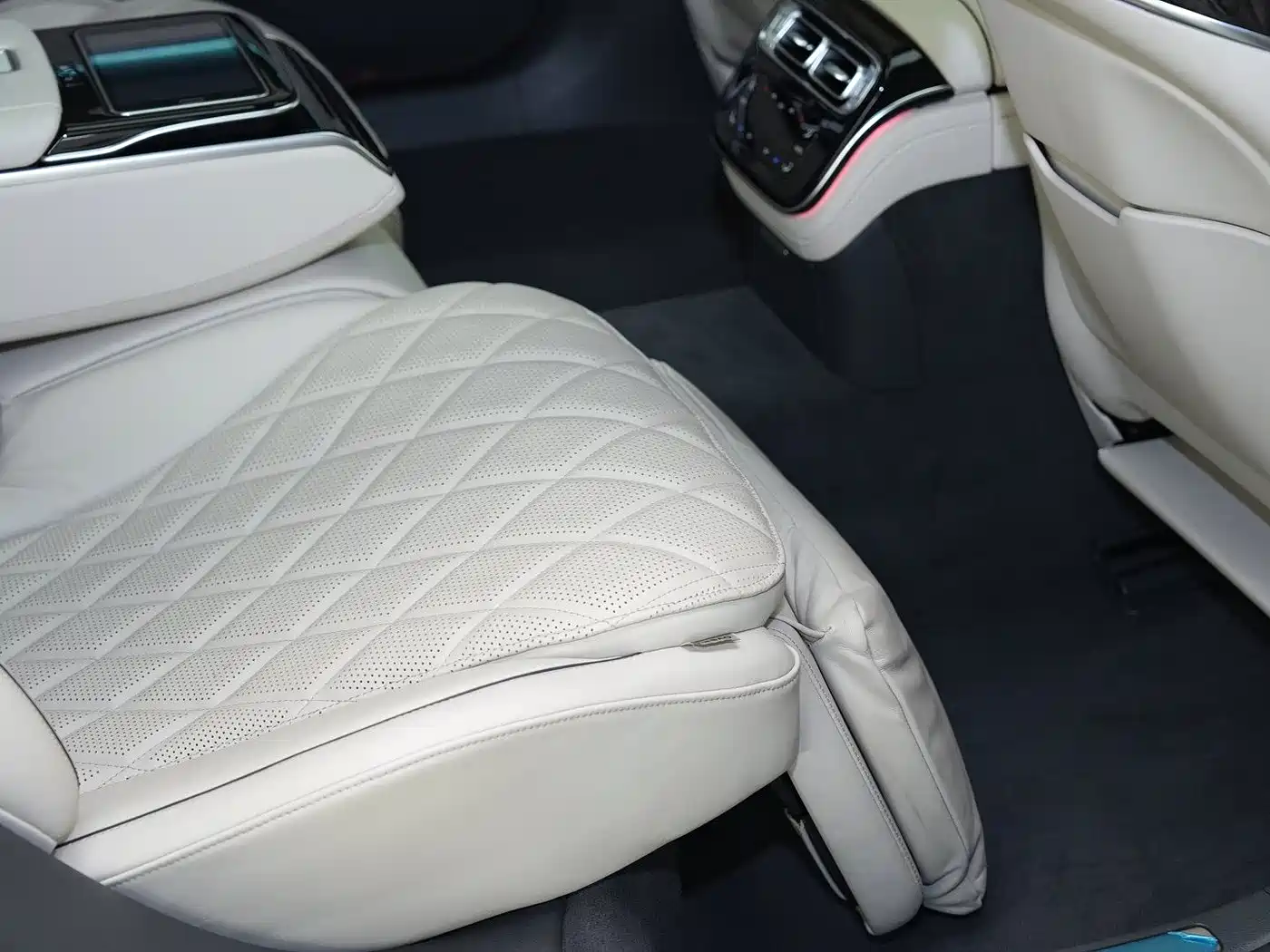 Mercedes-Benz S-Class 2021 S 500 L 4MATIC фото 33
