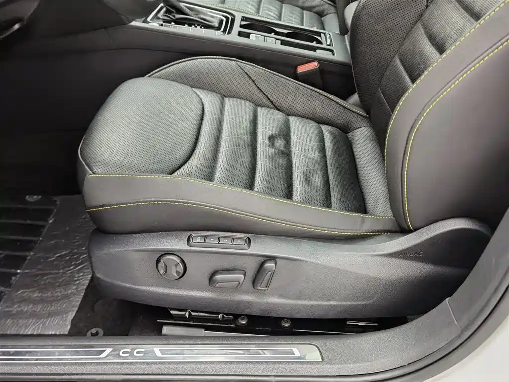 Volkswagen FAW-Volkswagen CC 2021 380TSI Eye-catching Edition фото 20
