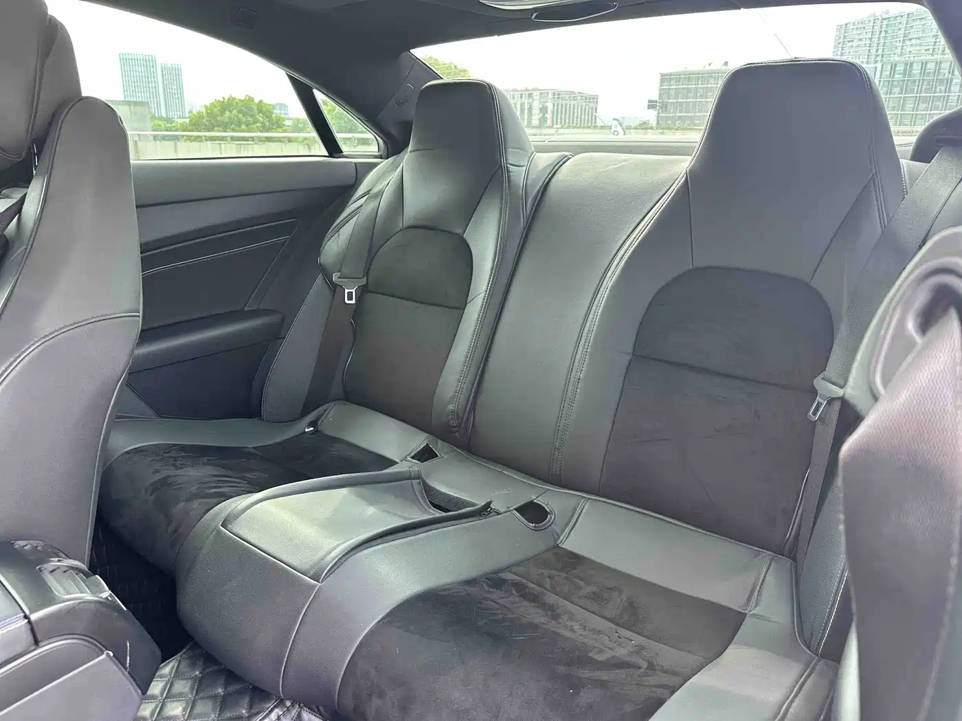 Mercedes-Benz E-Class (Import) 2016 E 200 Coupe Agile Edition фото 9