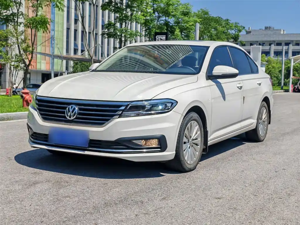 Volkswagen Lavida 2018 1.5L Manual Comfort Edition China V фото 2