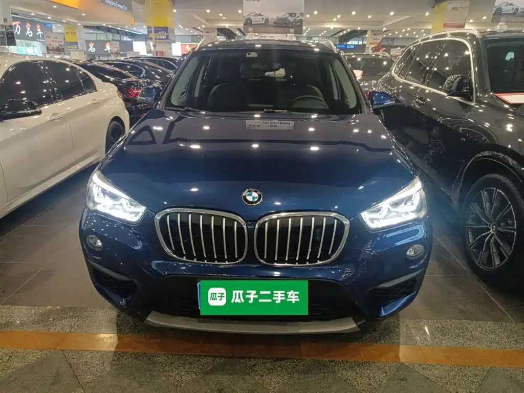 BMW X1 2019 sDrive20Li Leading Model фото 3