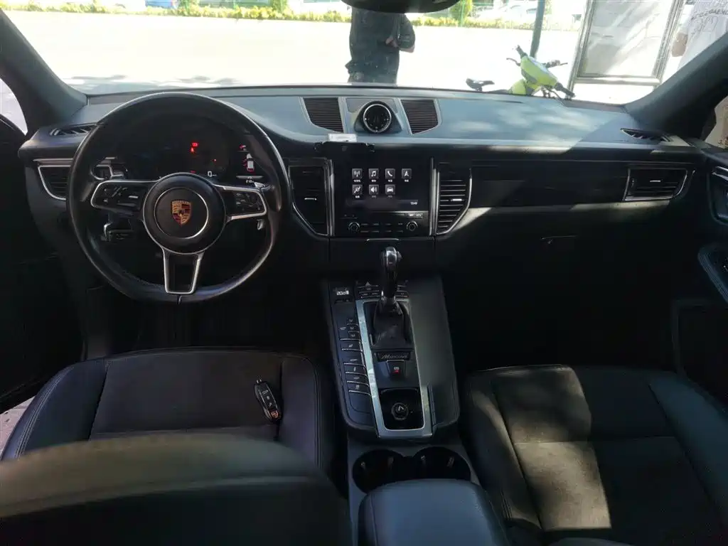 Porsche Macan 2017 Macan S 3.0T фото 10