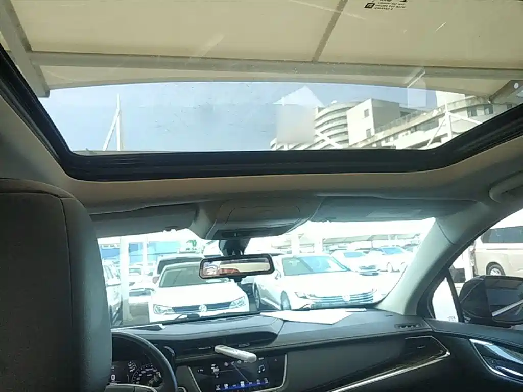 Cadillac XT5 2018 25T Luxury фото 18
