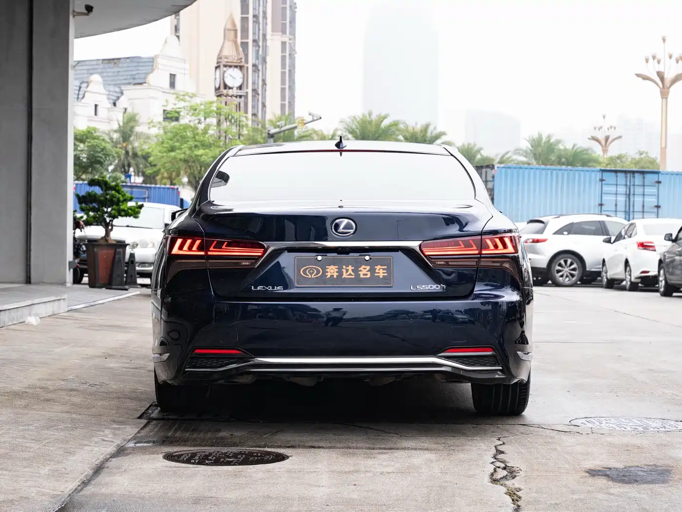 Lexus LS 2021 500h Executive Edition фото 5