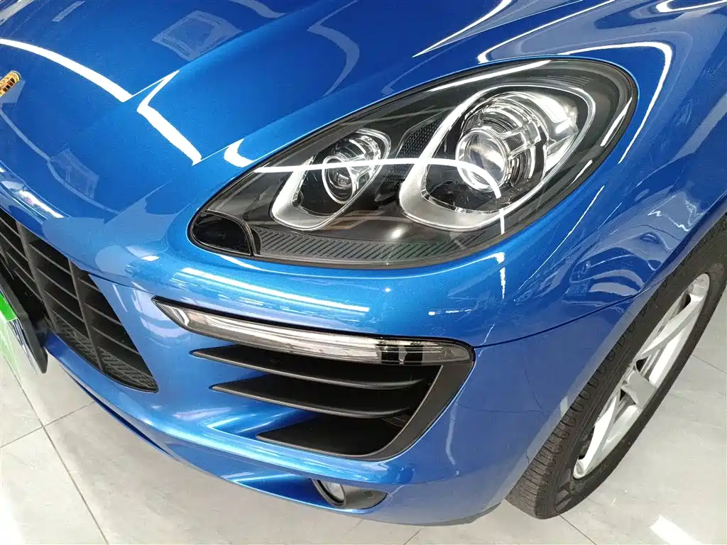 Porsche Macan 2016 Macan 2.0T фото 24