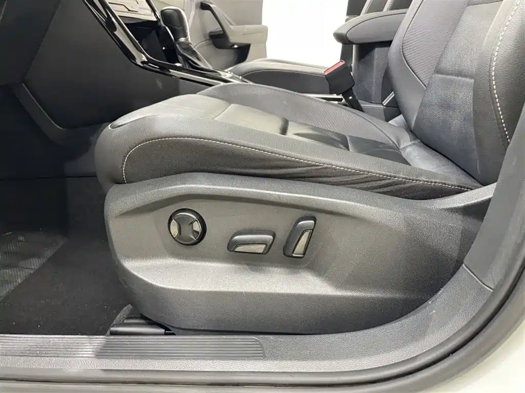 Volkswagen T-ROC 2022 280TSI DSG 2WD Elite PLUS фото 19