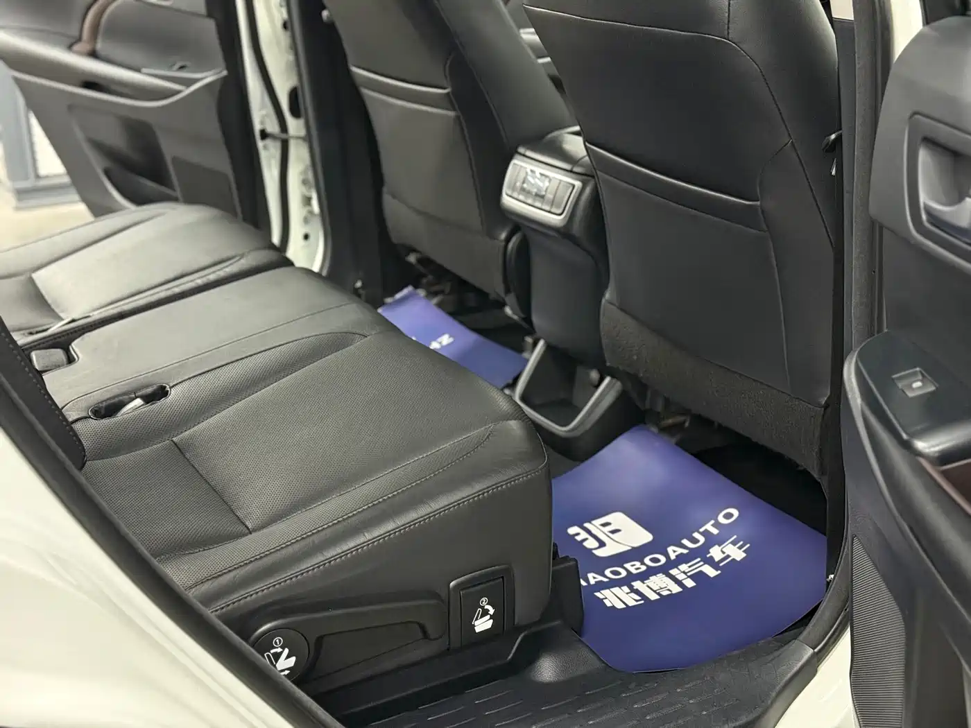 Toyota Highlander 2015 2.0T AWD Luxury Edition 7-seater фото 13