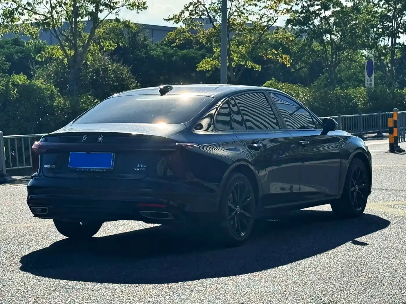 Hongqi H5 2025 2.0T Automatic Mystic Shadow фото 8