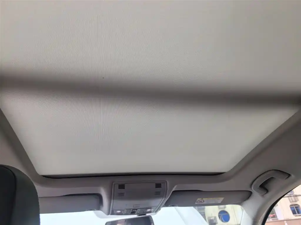 Volkswagen Sagitar 2022 280TSI DSG Soaring Edition фото 18