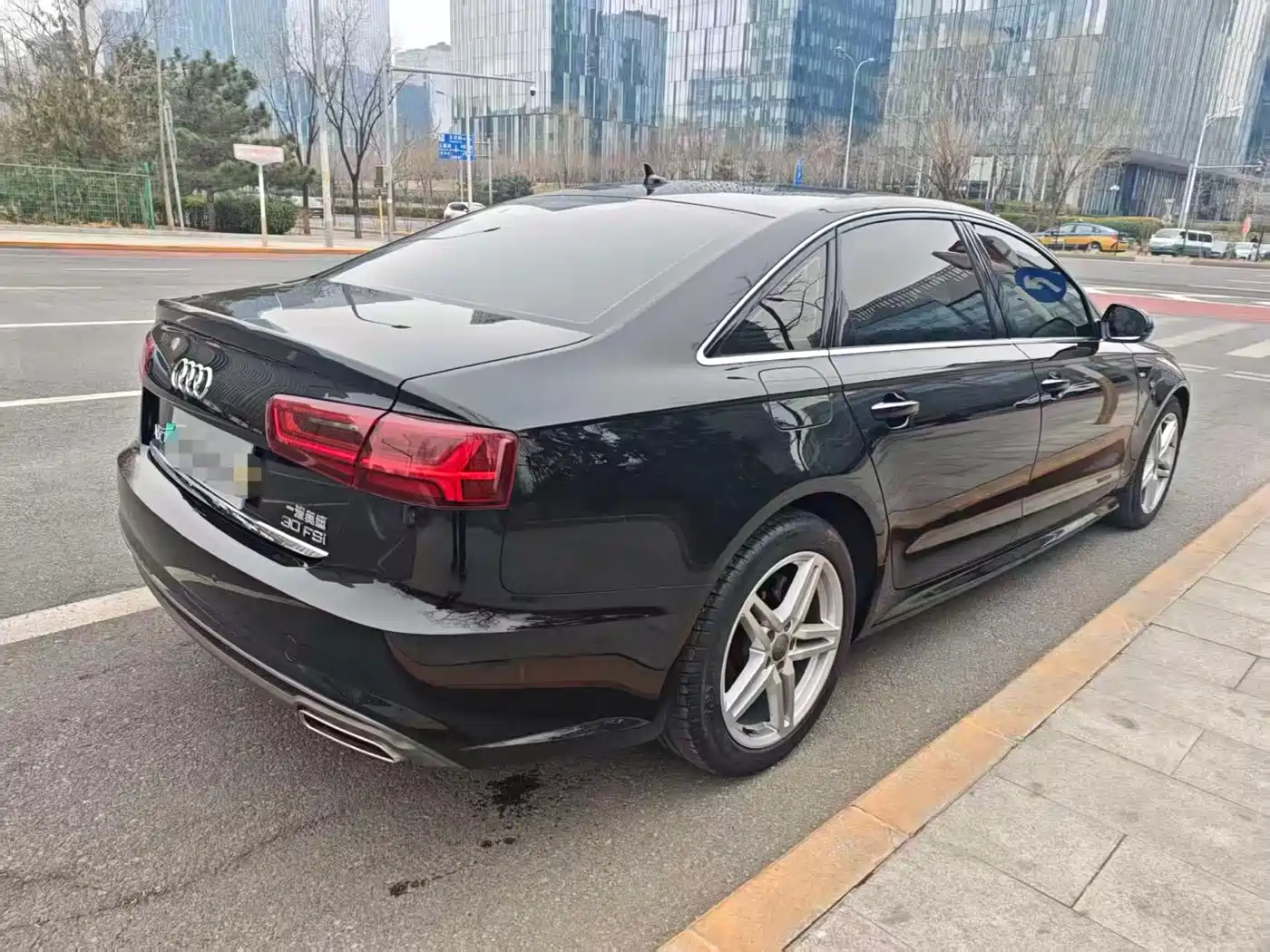 Audi A6L 2018 30th Anniversary 30 FSI Style фото 8