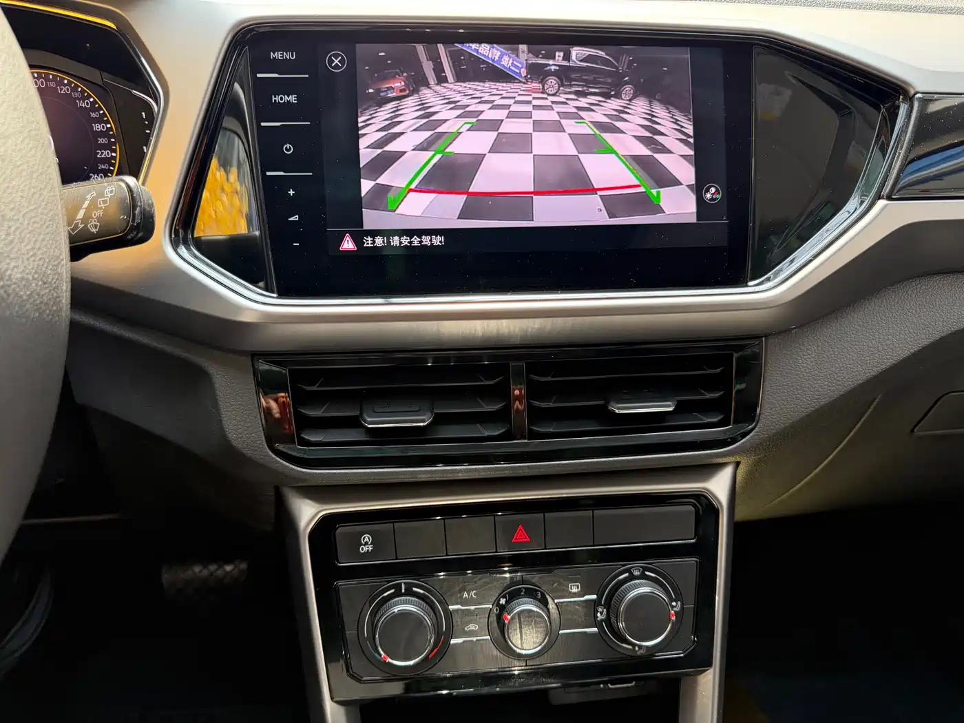 Volkswagen T-Cross 2022 280TSI DSG Comfort Edition фото 9