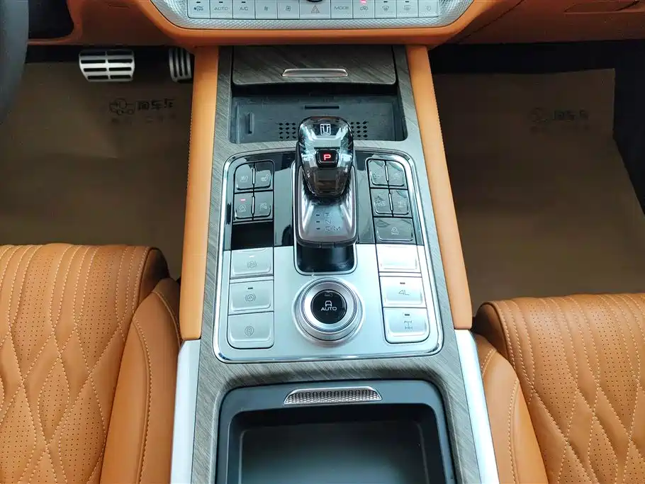 Tank 500 2022 3.0T Business Edition Zaojing 5-Seater фото 16