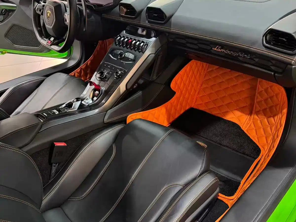 Lamborghini Huracán 2016 Huracán RWD Coupe фото 7