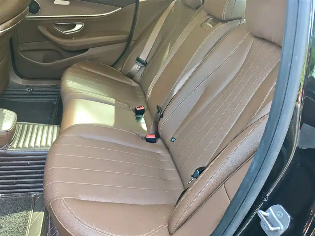 Mercedes-Benz E-Class 2021 E 300 L Fashion фото 15