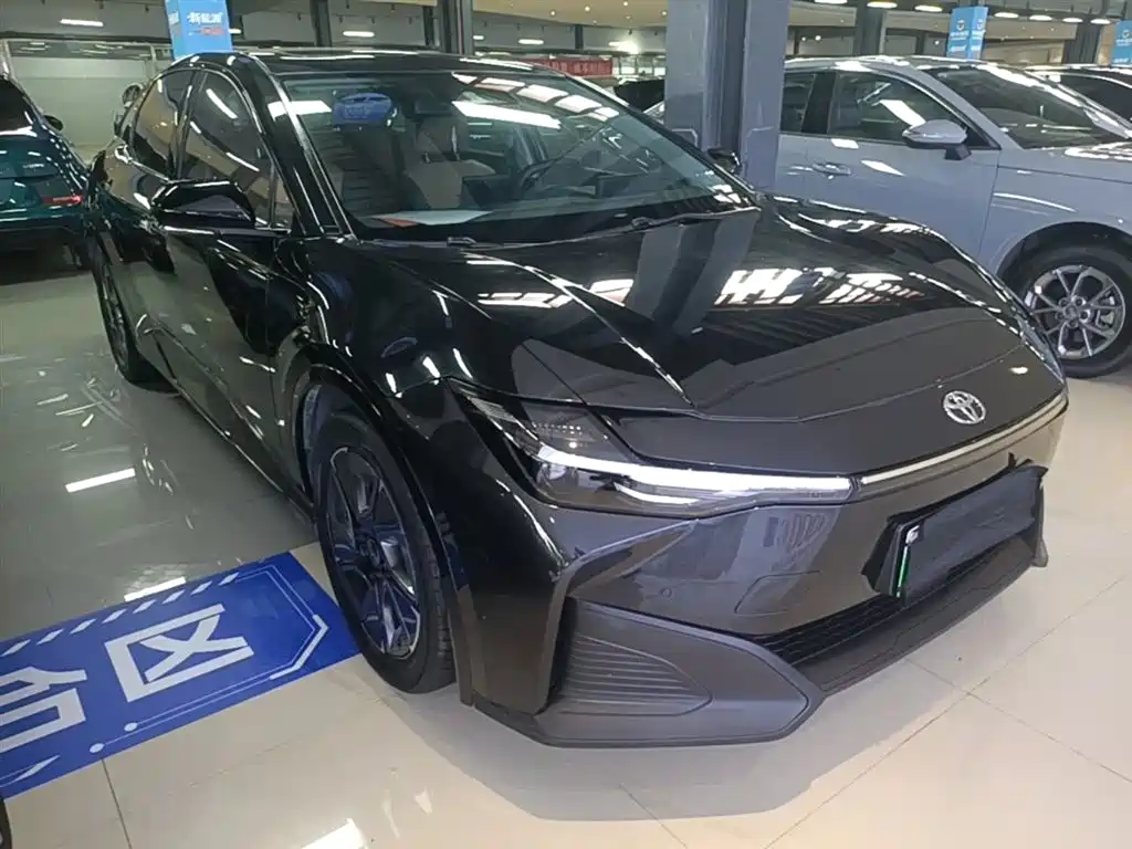 Toyota bZ3 2023 517km Elite PRO фото 4