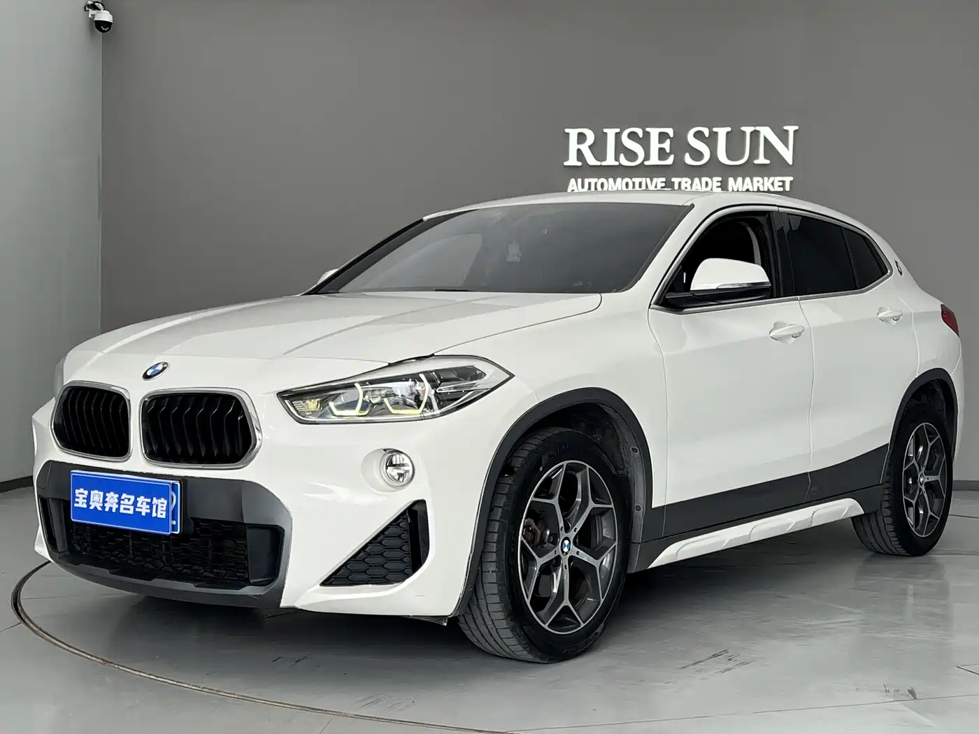 BMW X2 (Import) 2019 sDrive20i M Off-Road Package China VI фото 12