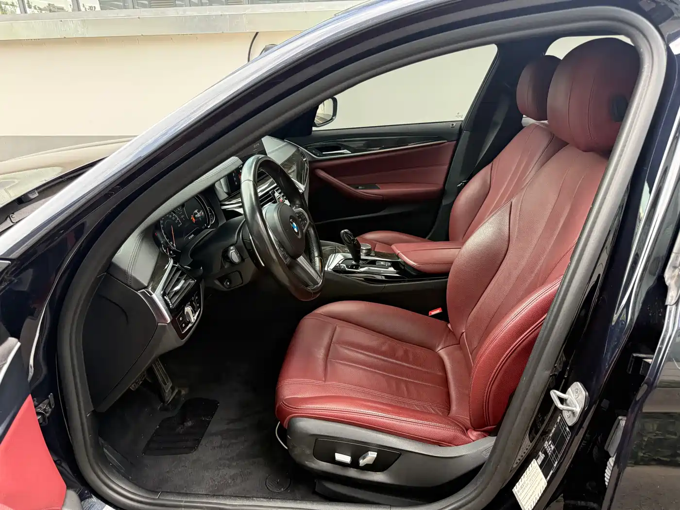 BMW 5 Series 2018 530Li Leading M Sport Package фото 9