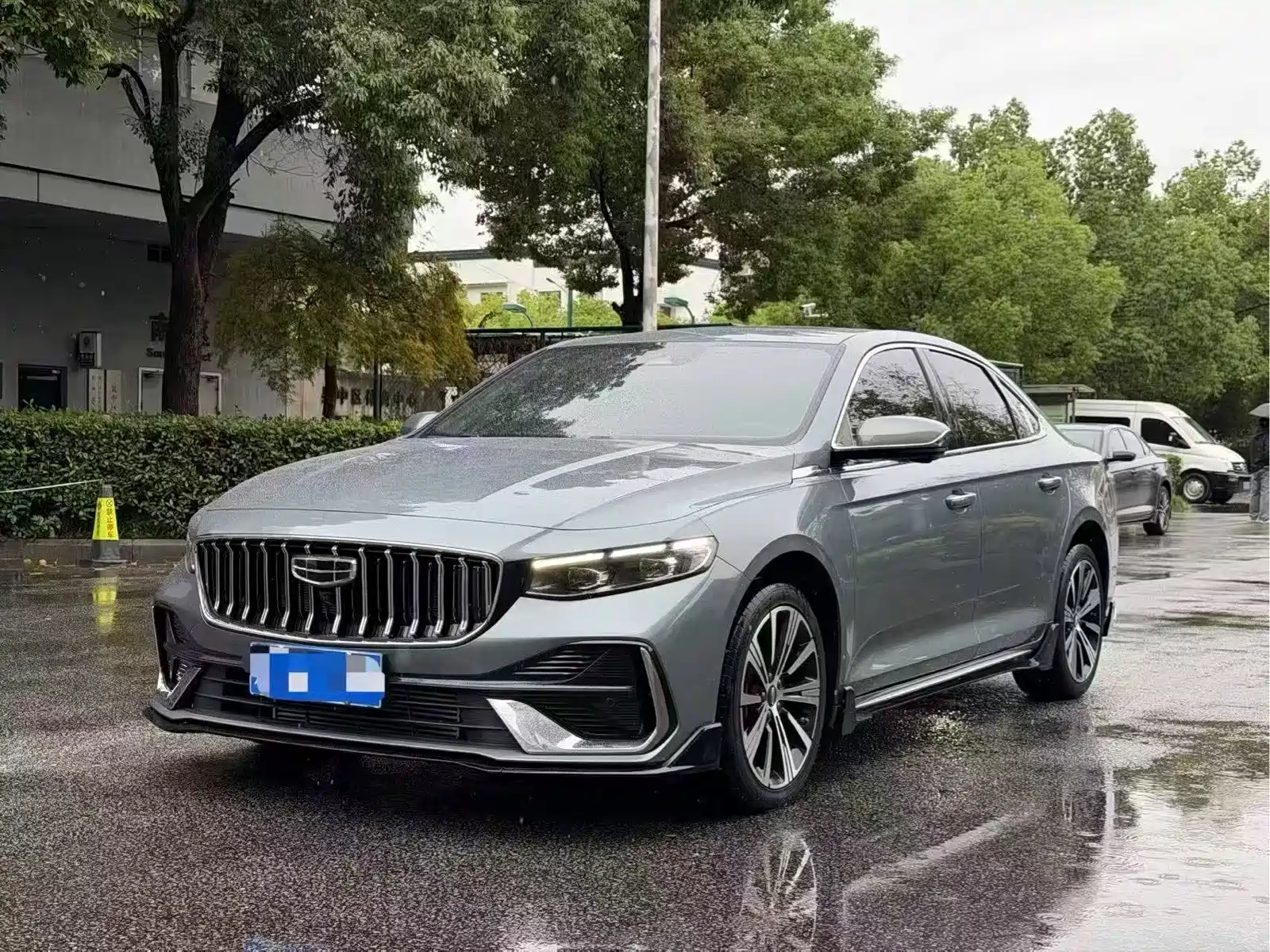 Фото 1 - Geely Preface