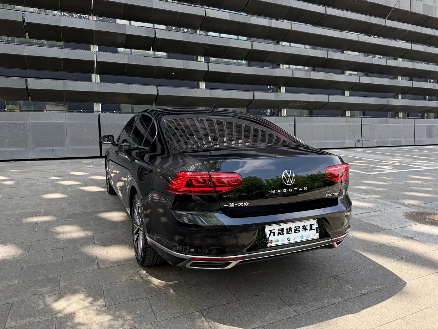 Volkswagen Magotan 2020 380TSI DSG Luxury фото 6