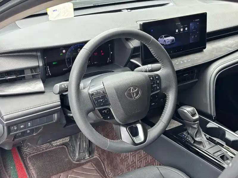 Toyota Camry 2024 Hybrid 2.0HGVP Luxury Edition фото 8
