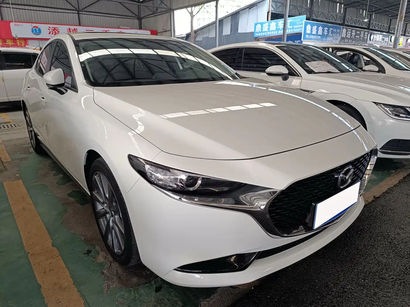 Mazda Mazda3 Axela 2020 2.0L Automatic Zhi Ya Edition фото 3