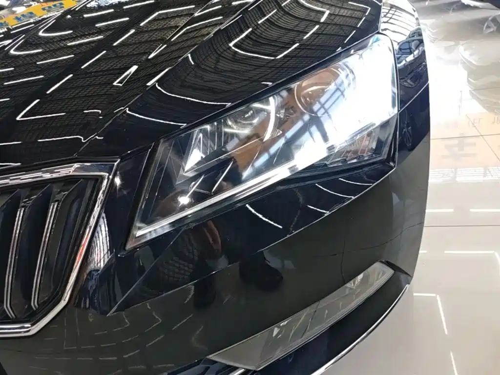 Škoda Superb 2018 TSI280 DSG Comfort (China V) фото 24
