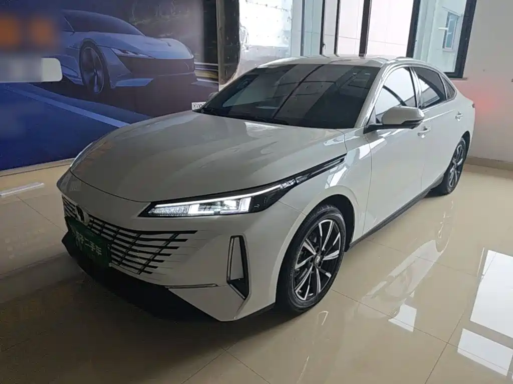 Changan Eado 2026 2025 Blue Whale 1.5T 500Bar Premium