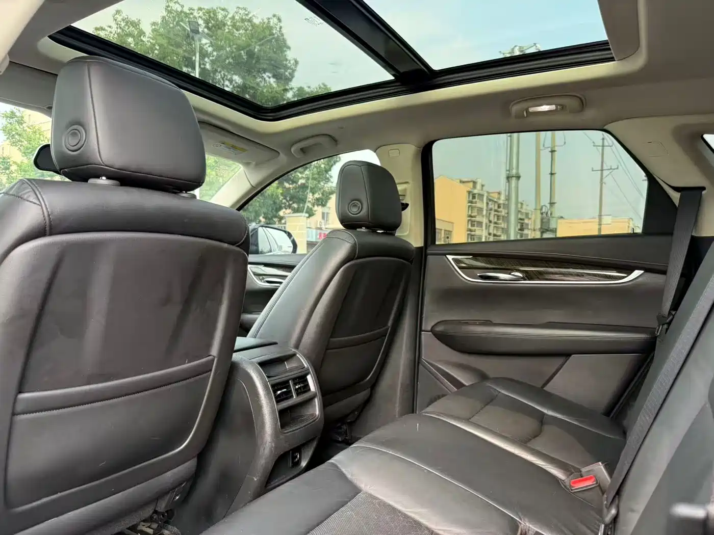 Cadillac XT5 2017 2016 25T Luxury Model