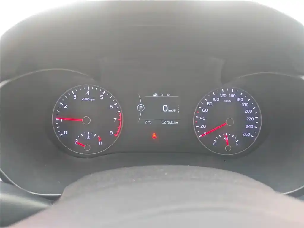 Kia K5 2016 2.0L Automatic GLS фото 12